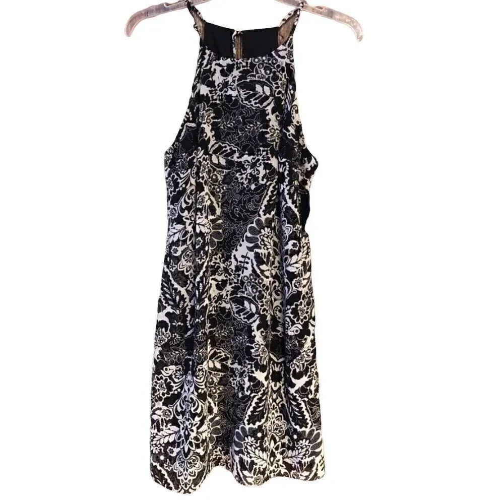 I.N. SF NWT Sz M Black White Floral Skinny Straps Halter Summer Relaxed Dress